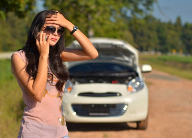 7 SIGNS YOUR CAR NEEDS ENGINE REPAIR